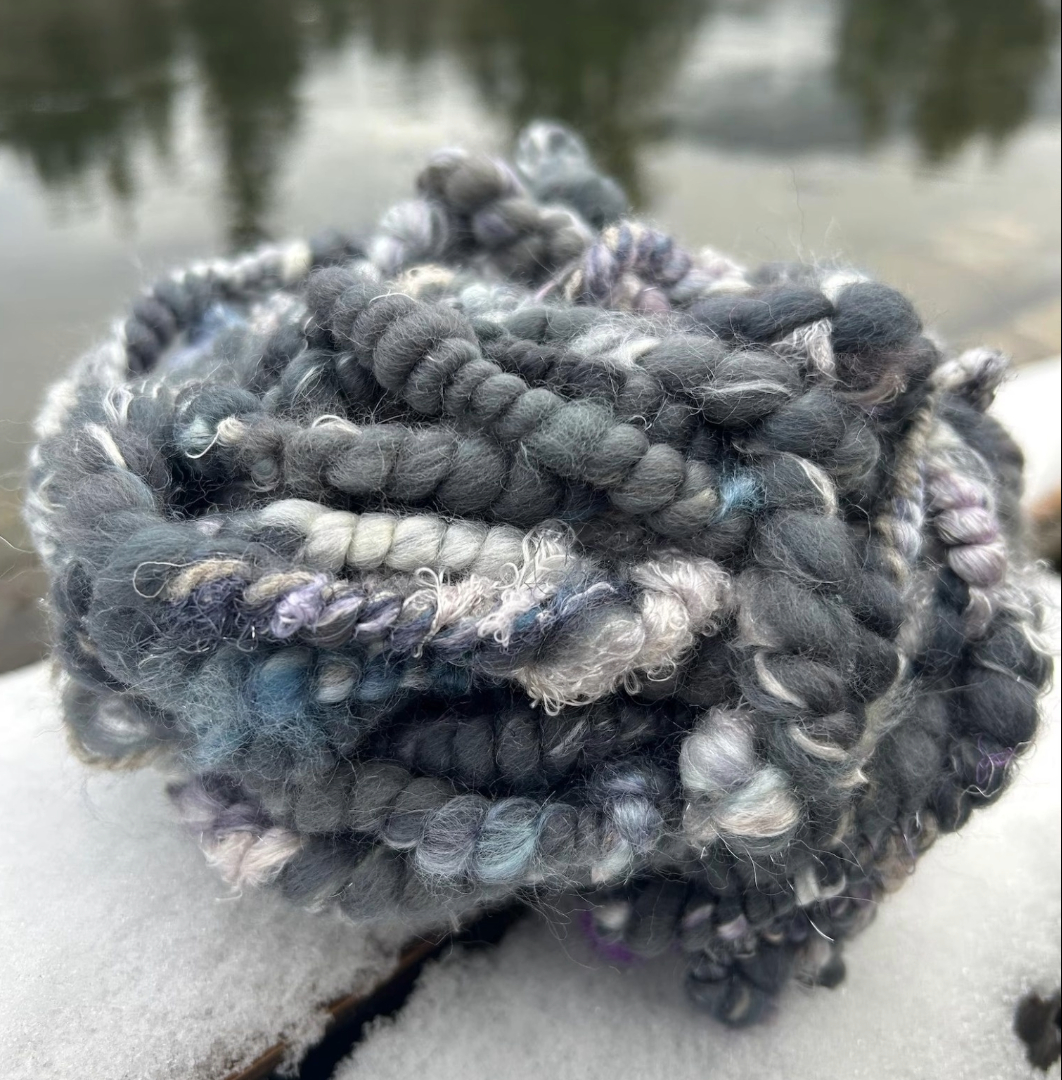 grey_art_yarn_no_crop (1)